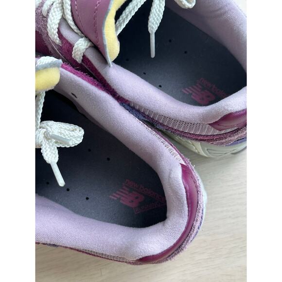 New Balance 2002R Protection Pack Pink - Size 8M - NEW - Picture 7 of 8